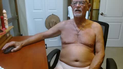Snapshot of vueuorme chatting on 06-14-26, 02:09 Vueuorme online show from 06-14-26, 02:09