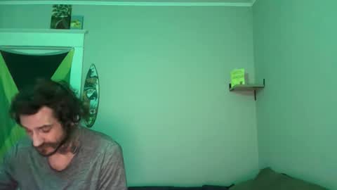Snapshot of vveejay48826 chatting on 05-28-26, 08:33 vveejay online show from 05-28-26, 08:33