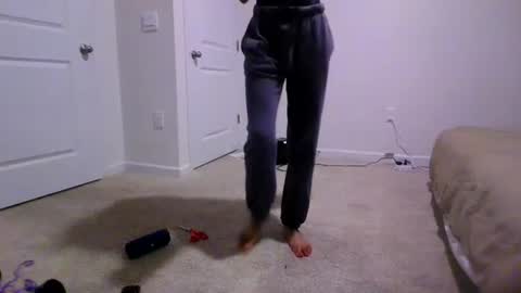 Snapshot of vvlk2112 chatting on 11-29-25, 01:41 vvlk2112 online show from 11-29-25, 01:41