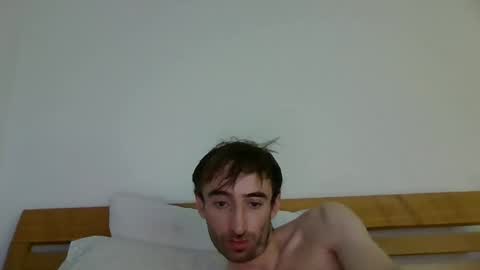 Snapshot of vwelad6969 chatting on 12-12-24, 01:06 hung boy online show from 12-12-24, 01:06