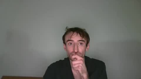 Snapshot of vwelad6969 chatting on 12-16-24, 05:17 hung boy online show from 12-16-24, 05:17