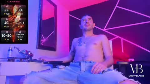 Vynny Blacke online show from 11-24-25, 08:41