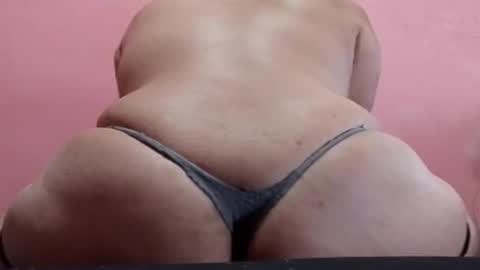 vyxsin online show from 12-22-25, 02:47