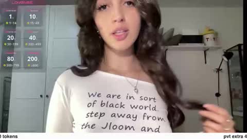 Alice  Before pvt write to me in PM  online show from 09-15-25, 09:48