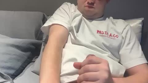 Snapshot of wakandaforever9 chatting on 02-15-26, 04:09 wowaweeman online show from 02-15-26, 04:09