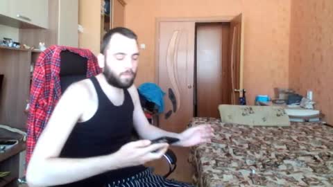 Snapshot of wakeupgof chatting on 05-18-26, 06:19 Tony online show from 05-18-26, 06:19