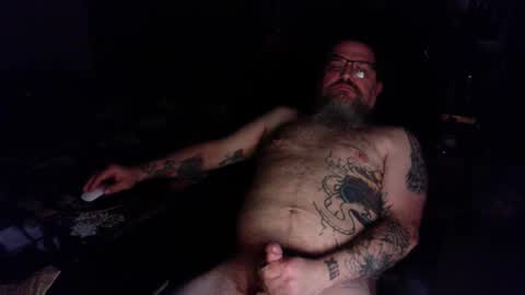 Snapshot of wakeupthedead77 chatting on 05-25-26, 04:40 Mr. Dead online show from 05-25-26, 04:40