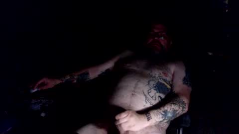 Snapshot of wakeupthedead77 chatting on 06-11-26, 11:47 Mr. Dead online show from 06-11-26, 11:47