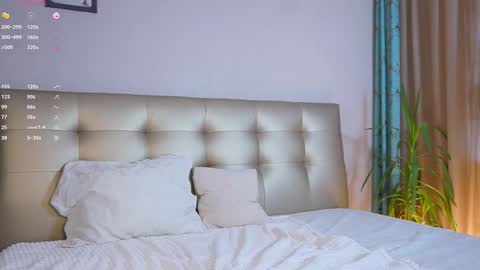  Lina online show from 11-24-25, 08:14