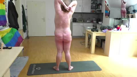 Snapshot of waldw123 chatting on 05-20-26, 09:37 Yarlim online show from 05-20-26, 09:37
