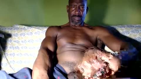 Snapshot of waleswusup chatting on 01-08-25, 07:45 Champion Lover online show from 01-08-25, 07:45