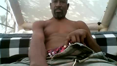 Snapshot of waleswusup chatting on 11-19-25, 06:08 Champion Lover online show from 11-19-25, 06:08