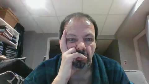 walker033 online show from 01-20-25, 05:26