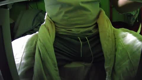Snapshot of walltazv chatting on 05-03-26, 02:39 Kentaro online show from 05-03-26, 02:39