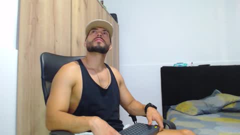 WALTER BROWN  online show from 11-08-25, 03:56