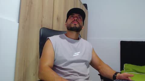 WALTER BROWN  online show from 12-05-25, 05:27