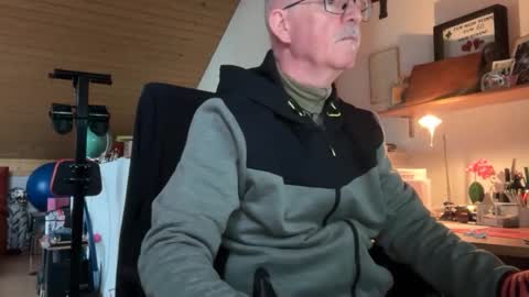 waltix64 online show from 01-09-26, 09:23