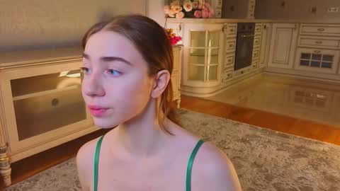 hello guys im Lilian online show from 10-07-25, 03:04