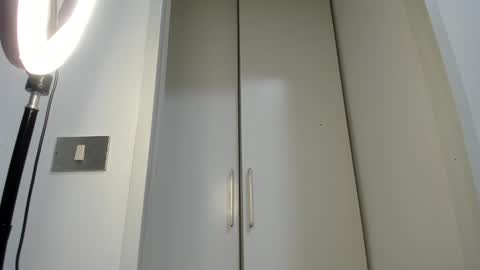 Sarah Catalina Amado. Wanderlust   online show from 12-27-24, 07:46