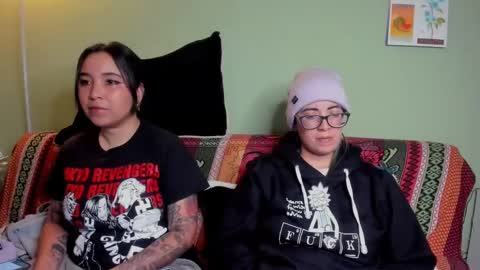 Waningrose  Lu online show from 02-19-25, 01:18