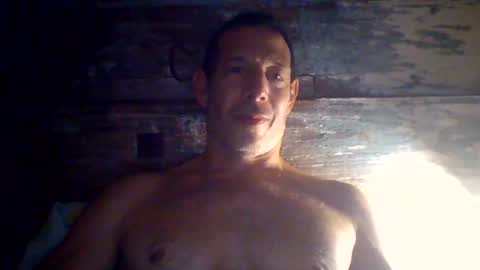 Snapshot of want_to_be_recognized chatting on 05-05-26, 02:41 want_to_be_recognized online show from 05-05-26, 02:41