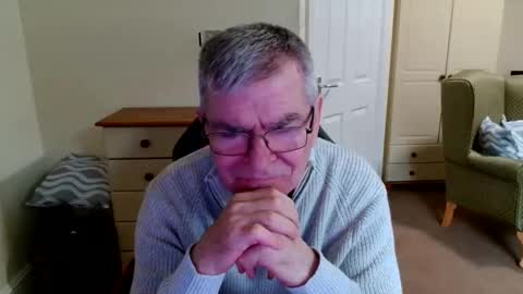 wanttobefree22 online show from 10-18-25, 08:26