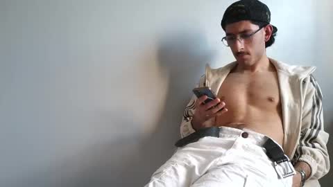 Snapshot of waseiiii chatting on 04-25-26, 04:48 waseiiii online show from 04-25-26, 04:48