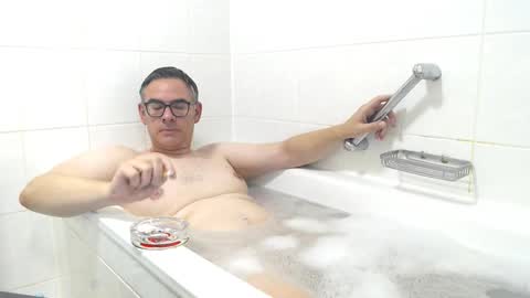 Snapshot of watchmecum78 chatting on 10-19-25, 09:32 watchmecum78 online show from 10-19-25, 09:32