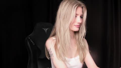 waterfallwoods online show from 01-18-25, 07:15