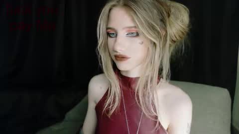 waterfallwoods online show from 11-01-25, 06:21