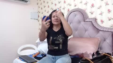 Snapshot of watson_crystal00 chatting on 02-28-26, 12:50 Milf Latina online show from 02-28-26, 12:50