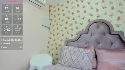 Snapshot of watson_crystal00 chatting on 05-28-26, 04:04 Milf Latina online show from 05-28-26, 04:04