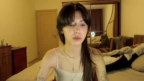 Snapshot of wavy_nights chatting on 02-03-25, 07:31 Mina online show from 02-03-25, 07:31