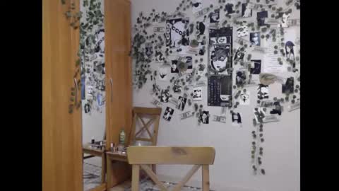 Snapshot of wavy_nights chatting on 10-23-25, 07:12 Mina online show from 10-23-25, 07:12