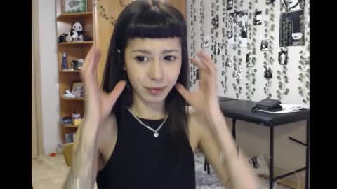 Snapshot of wavy_nights chatting on 11-03-25, 07:37 Mina online show from 11-03-25, 07:37