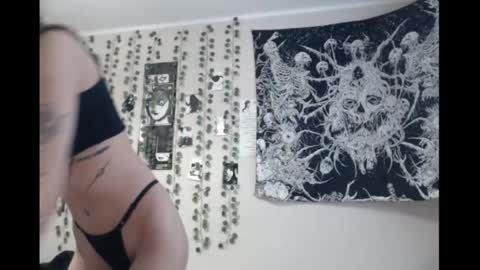 Mina online show from 04-13-26, 04:23