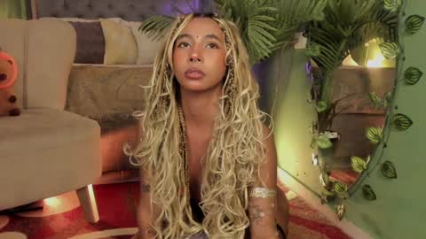 Wayuu Goddess  3 online show from 12-29-24, 08:26