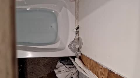 wcnmail24 online show from 10-05-25, 08:23