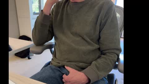 Luvs To Play. online show from 01-14-25, 02:32