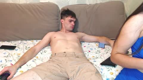 Snapshot of we_give_joy chatting on 11-18-25, 06:56 Lia and Artur online show from 11-18-25, 06:56