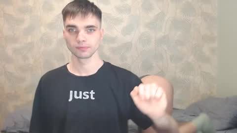 Lia and Artur online show from 12-05-25, 06:37