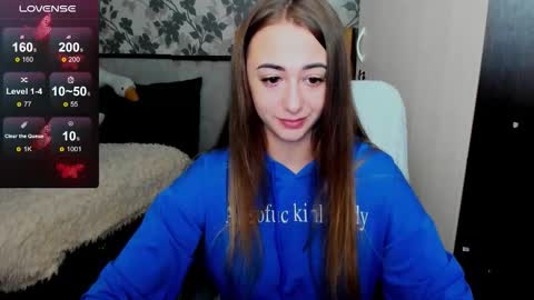 Snapshot of weakness4u chatting on 02-27-26, 02:22 Maya online show from 02-27-26, 02:22