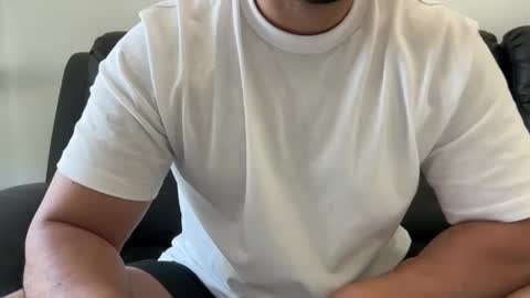 Snapshot of weaponx1 chatting on 12-11-24, 02:09 Weapon X online show from 12-11-24, 02:09