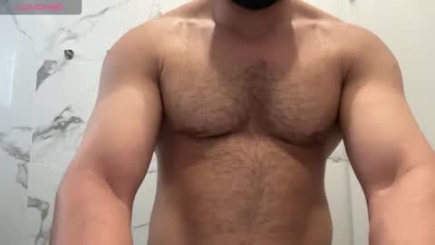 Snapshot of weaponx1 chatting on 10-06-25, 05:38 Weapon X online show from 10-06-25, 05:38