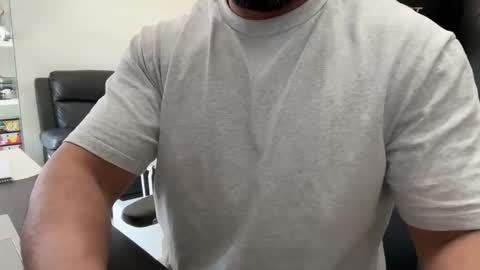 Snapshot of weaponx1 chatting on 10-08-25, 01:58 Weapon X online show from 10-08-25, 01:58