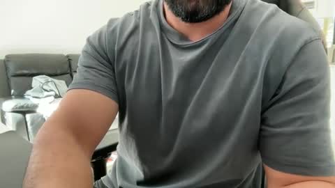 Snapshot of weaponx1 chatting on 10-09-25, 10:41 Weapon X online show from 10-09-25, 10:41