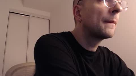 Snapshot of weather_report_wet chatting on 11-19-25, 01:49 weather_report_wet online show from 11-19-25, 01:49