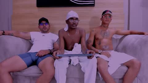 Jhonny Dick  his neighbors. online show from 02-11-26, 07:30