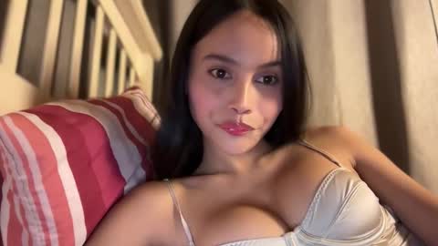 Maggie online show from 01-09-26, 03:26