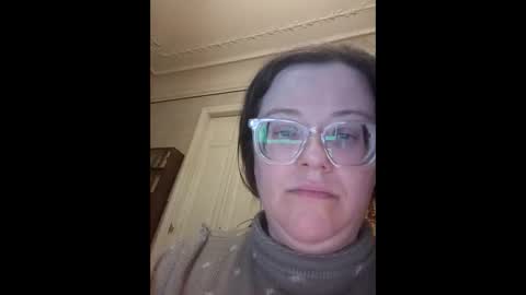 Marina online show from 03-26-26, 10:48